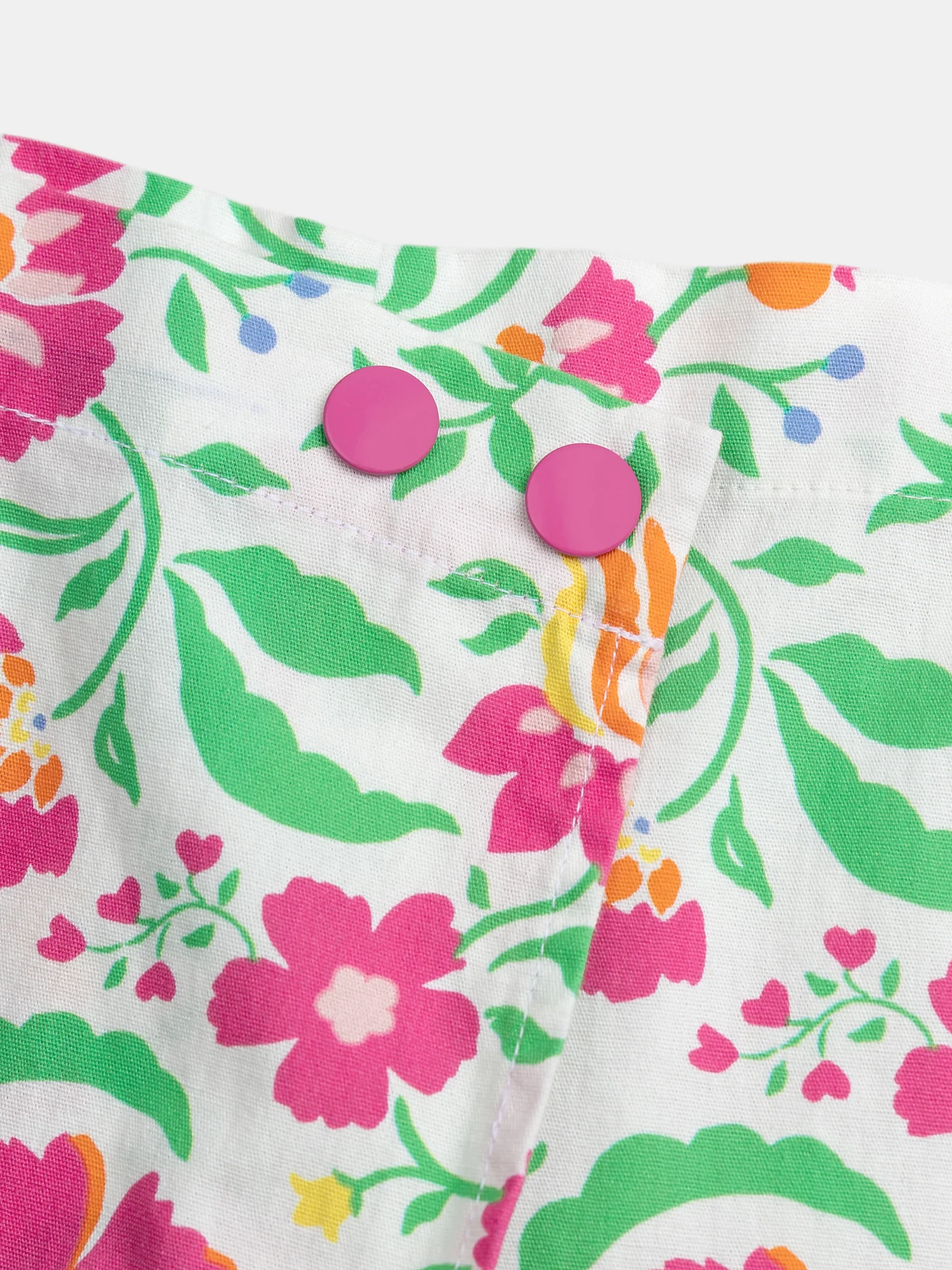 Short bianco con stampa floreale per ragazze - Image 4