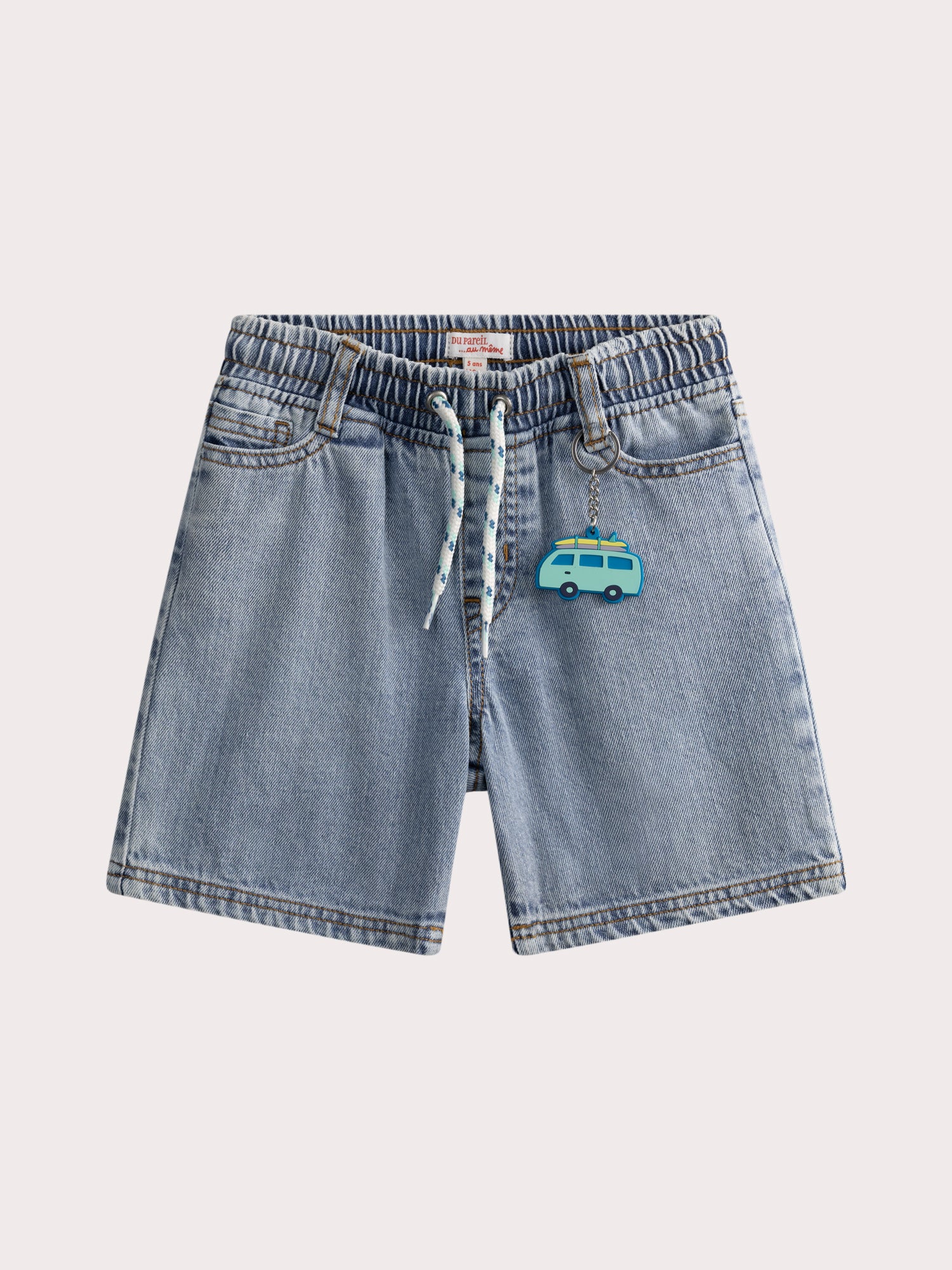 Bermuda in denim con portachiavi