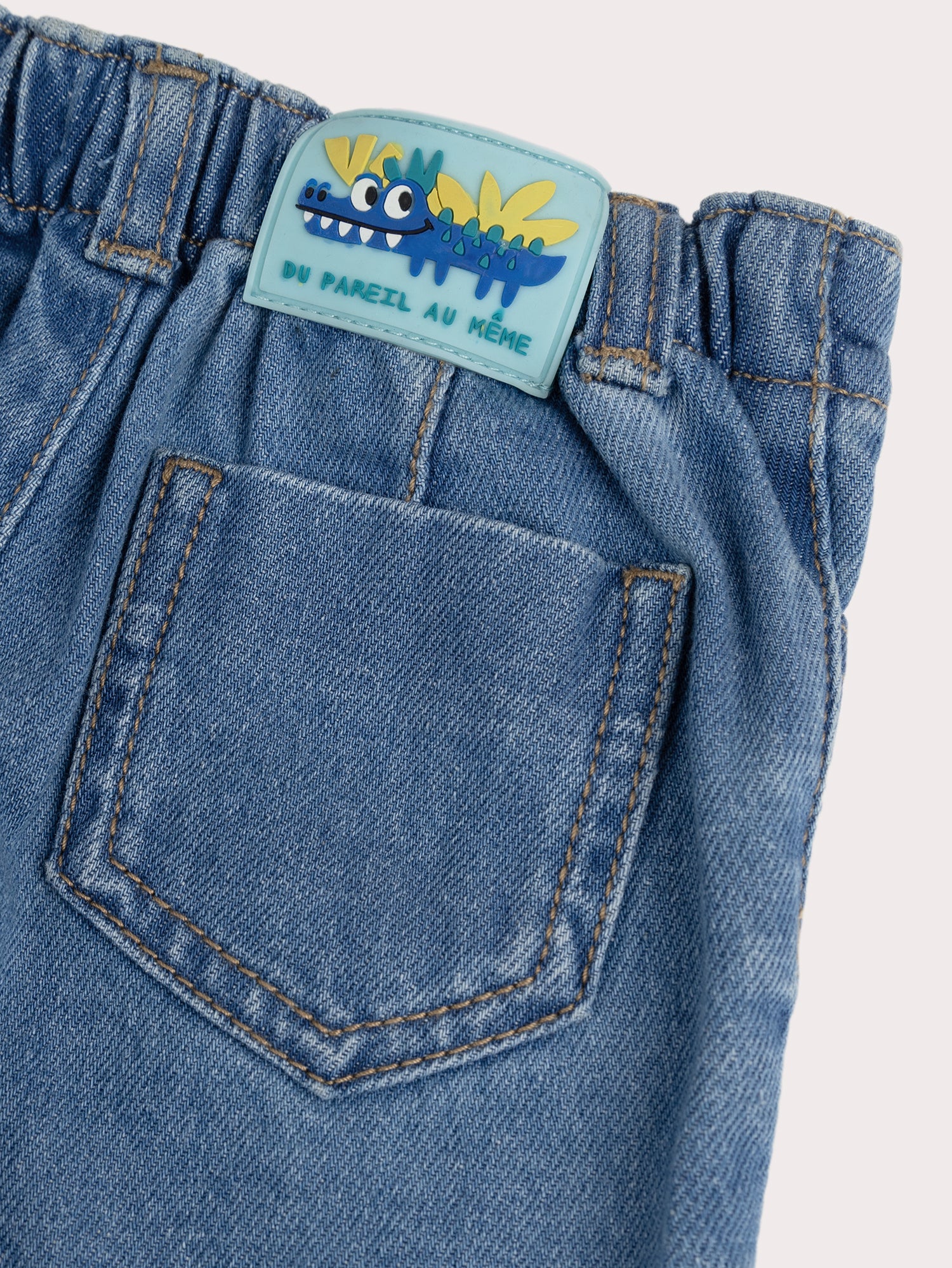 Pantaloni azzurri chiari per neonati maschi - Image 3