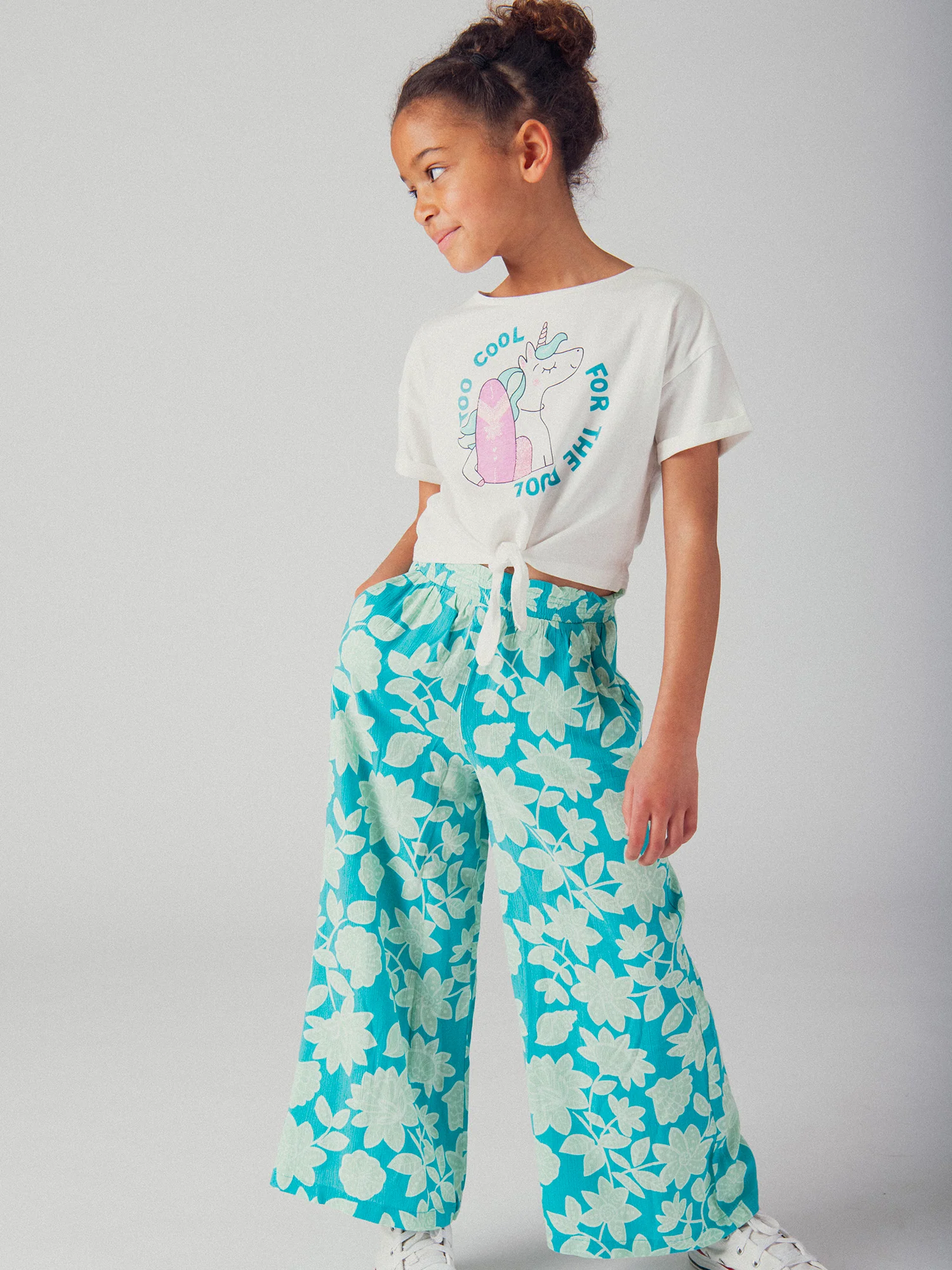Pantaloni blu a stampa floreale per ragazze - Image 2