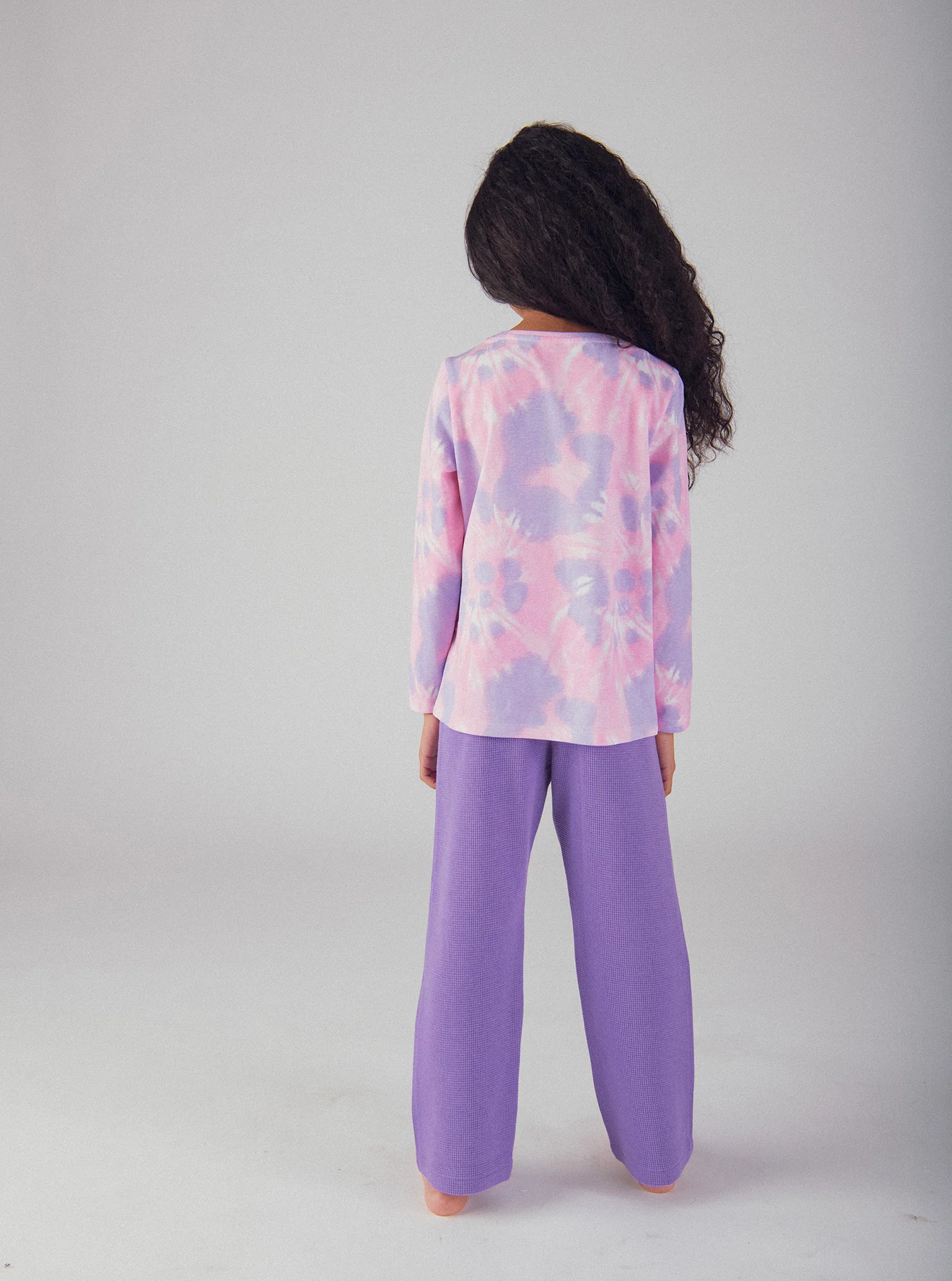 Pigiama Tie-Dye Viola con Motivo 'Pony Skateboarding Fever' per Ragazze - Image 9