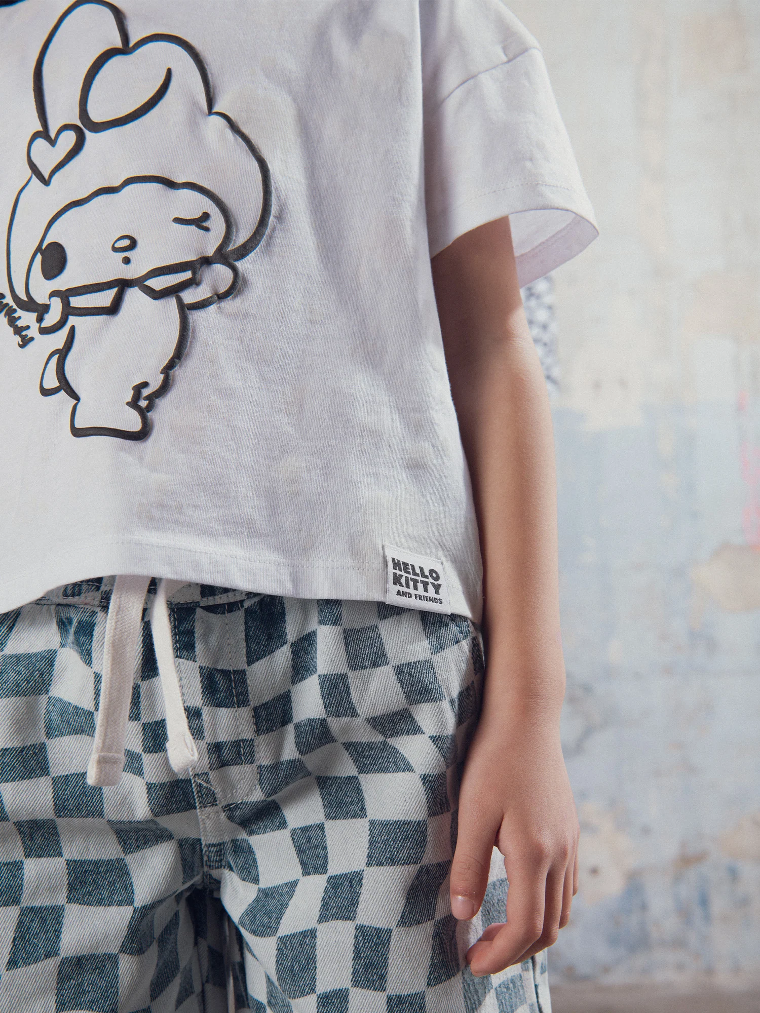 T-shirt bianca con stampa fotochromica - Image 3