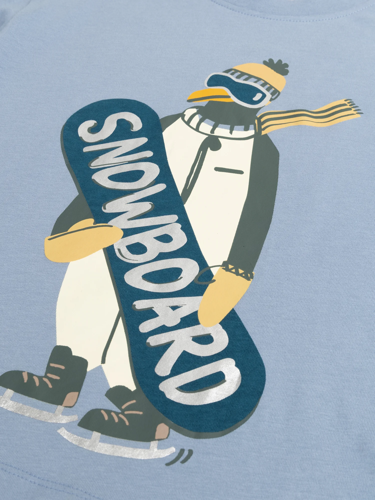 T-shirt Blu Cielo con Animazione di Pinguino per Bambini - Image 2