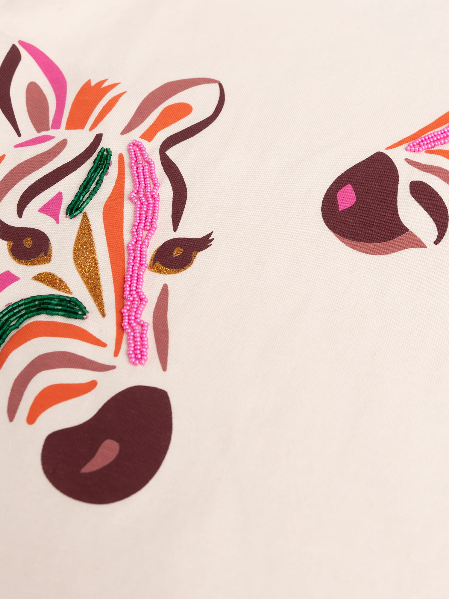 T-shirt ecru con animazione zebra per ragazze - Image 2