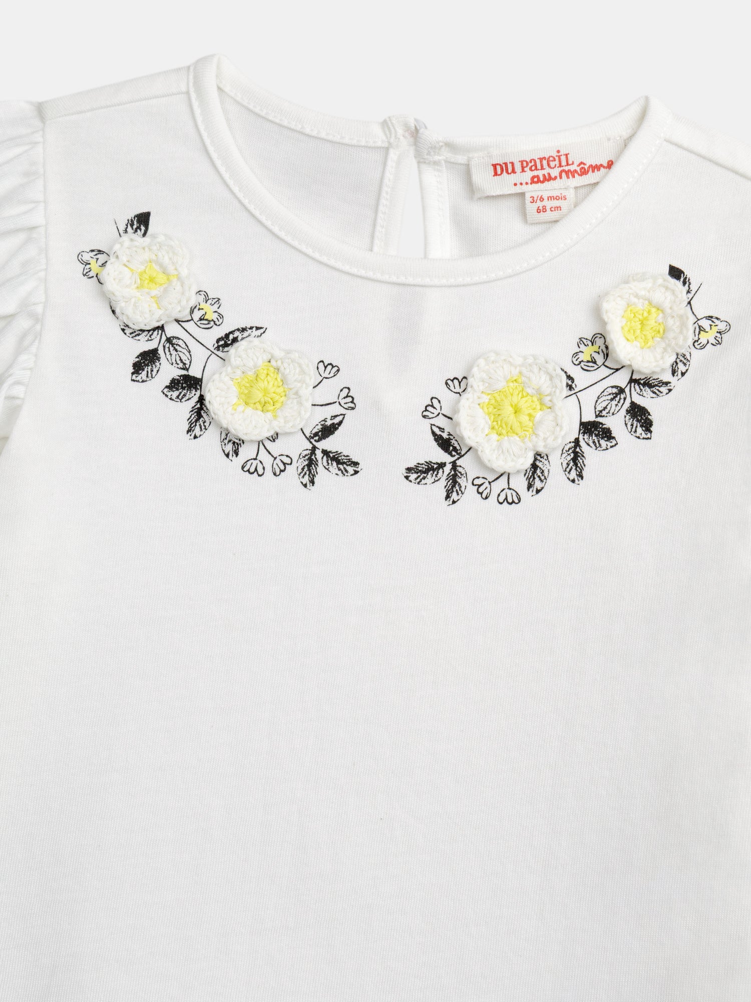 T-shirt ecru ricamata con fiori e maniche a volant per bambina - Image 5