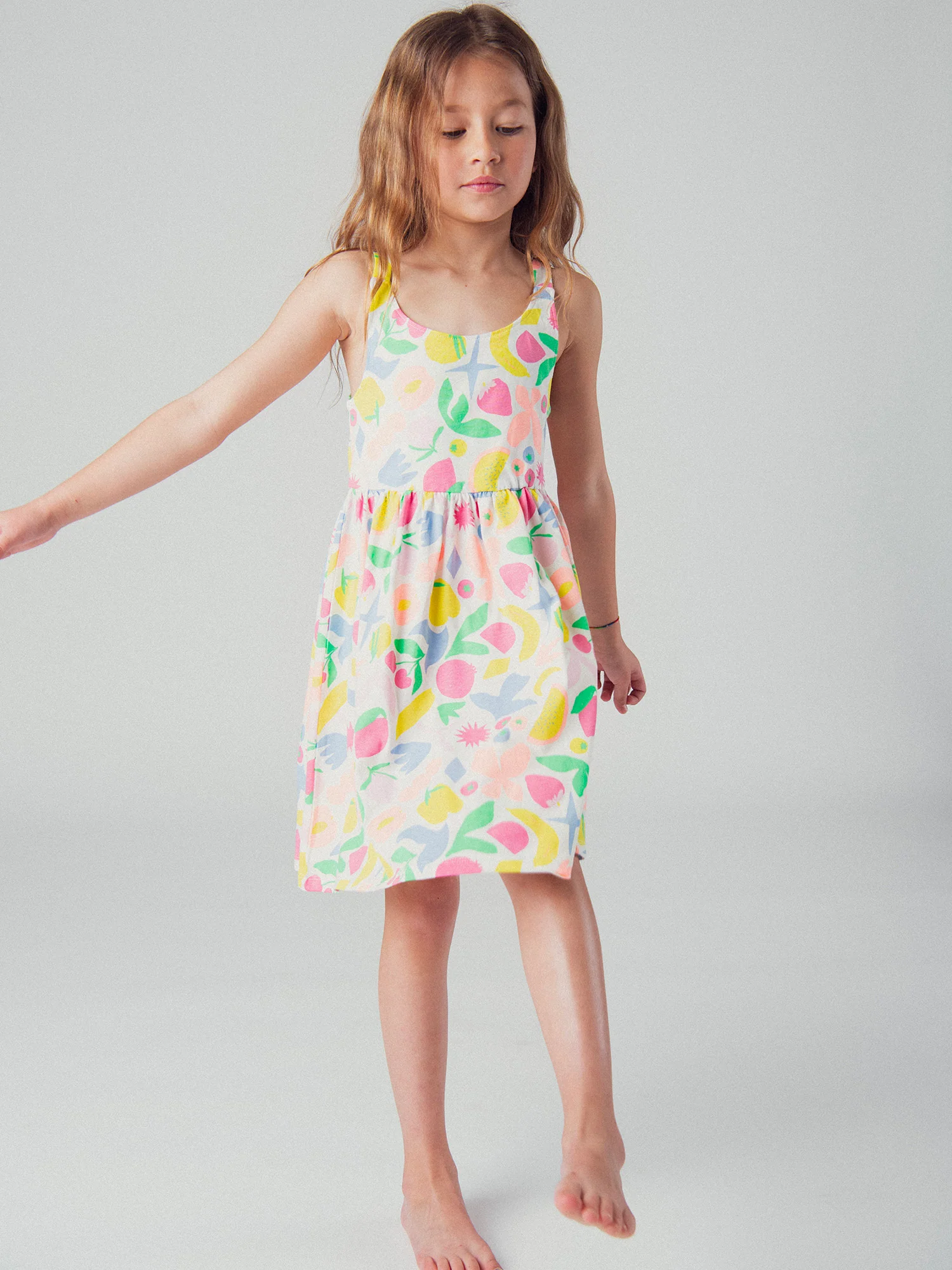 Vestito a spalline con stampa di frutta colorata per ragazza - Image 4